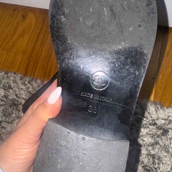 Chanel gold hardware leather loafers - Picture 6 of 6